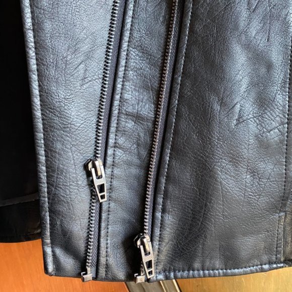 COLLEEN LOPEZ Black Vegan Faux Leather Stud Moto Jacket NWOT Womens Large - Picture 5 of 6